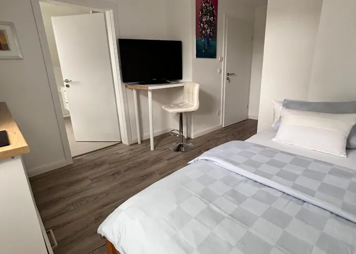 Zimmer Mit Kueche Und Bad